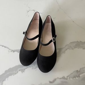 The Children’s Place Dress Shoes Size 2
